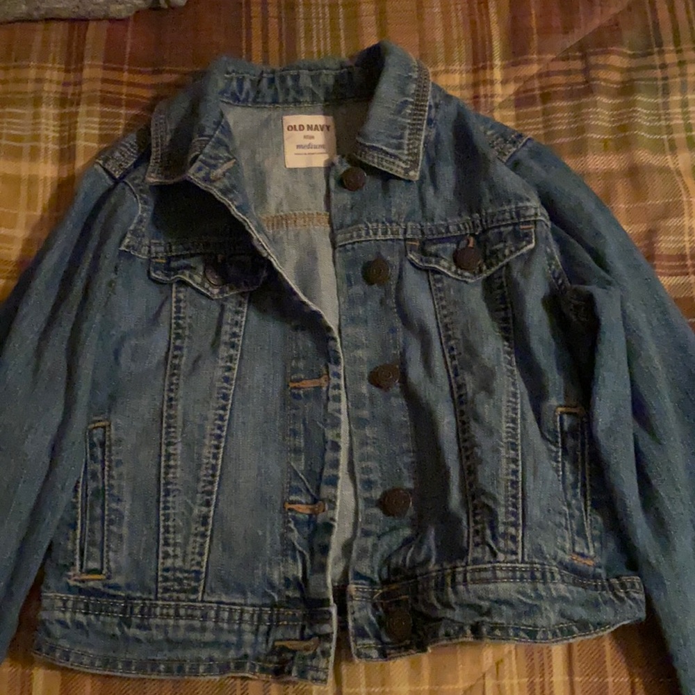 Old Navy Jean jacket..girls size medium..perfect condition